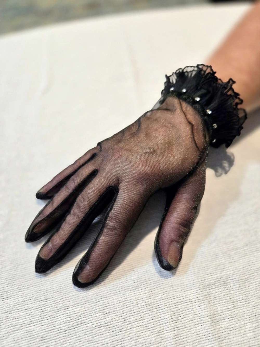 Black Sheer Ruffle Cuff Gloves Like New